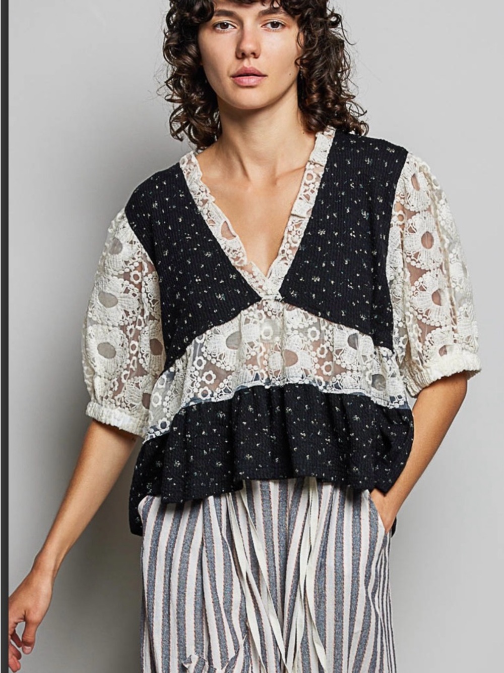 POL Black & White Lace Peplum V-Neck Blouse